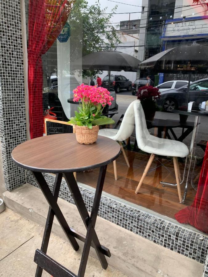 H Suites Oscar Freire Albergue
